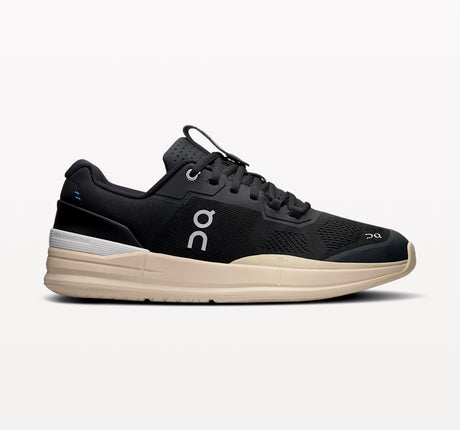 Chaussures On THE ROGER Pro Black / Sand vue de face