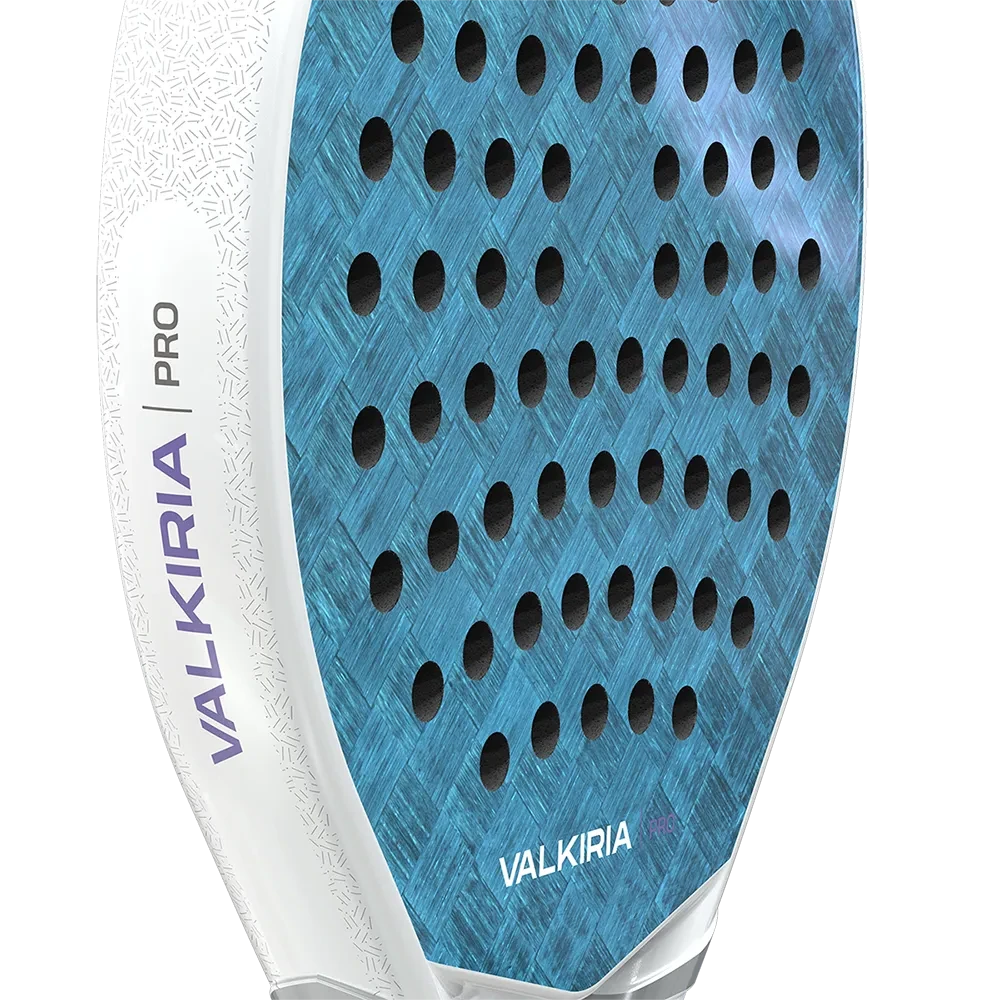 Joueur utilisant la Pala Siux Valkiria Pro en match de padel