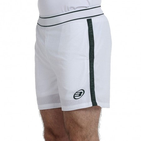 Short Bullpadel Lobios Blanc porté par un