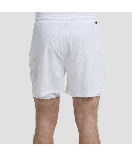 Détail du tissu technique du Short Bullpadel Usela Blanc