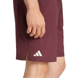 Short Adidas léger et performant pour activité sportive
