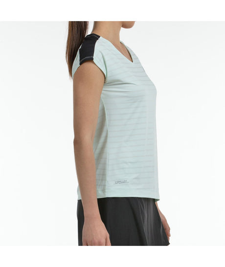 Détail tissu respirant du Tee Shirt Bullpadel Adoros