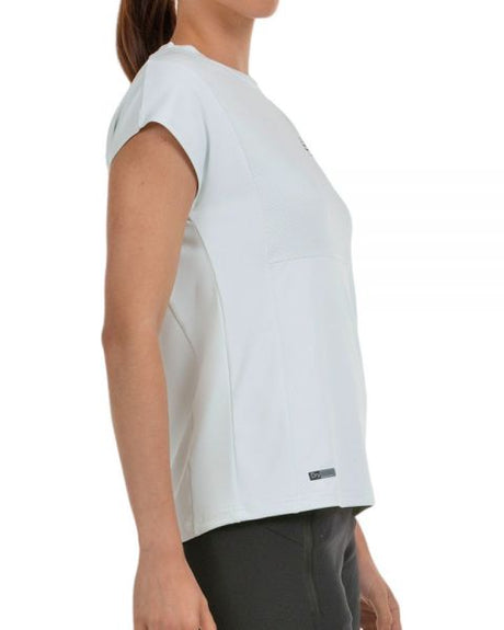 Tee Shirt Bullpadel Portas Hielo porté sur le court