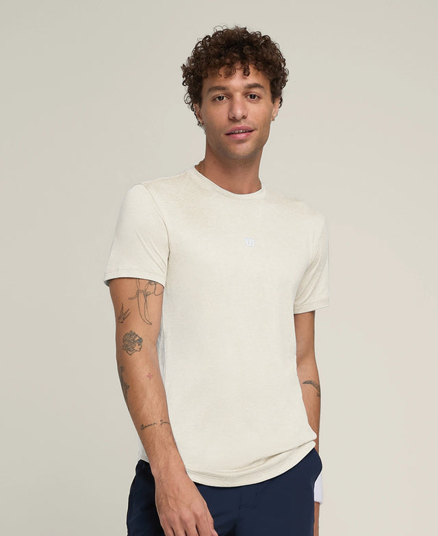 Vue avant Tee Shirt Wilson Everyday Performance Sandrift
