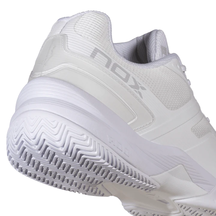 Chaussures de padel NOX AT10 Pro Blanc / Gris